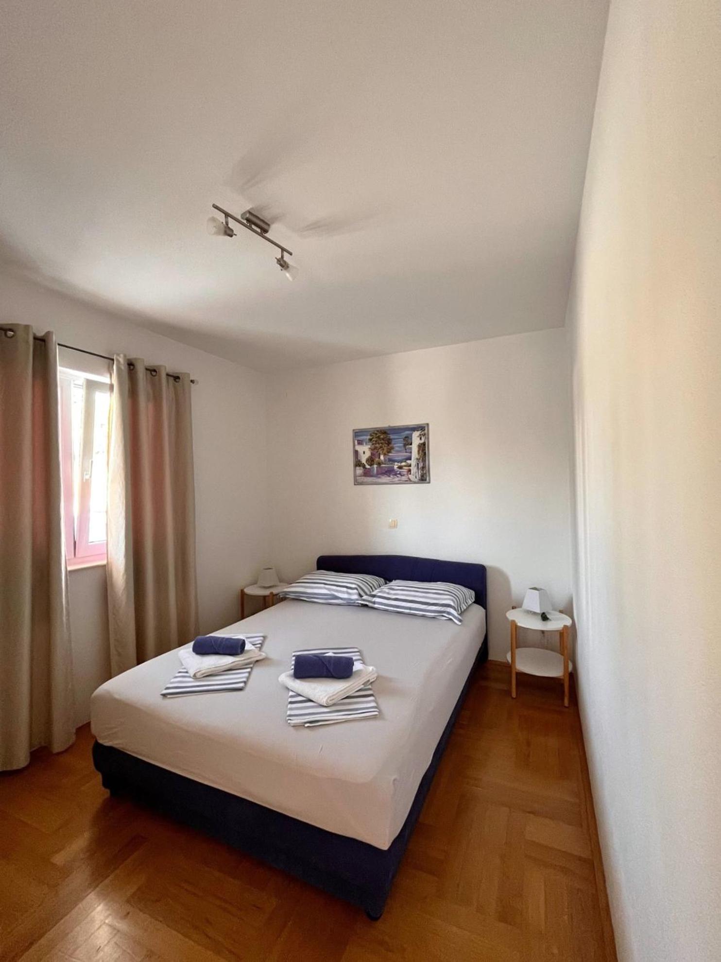 Andrea Apartments Τρογκίρ Εξωτερικό φωτογραφία