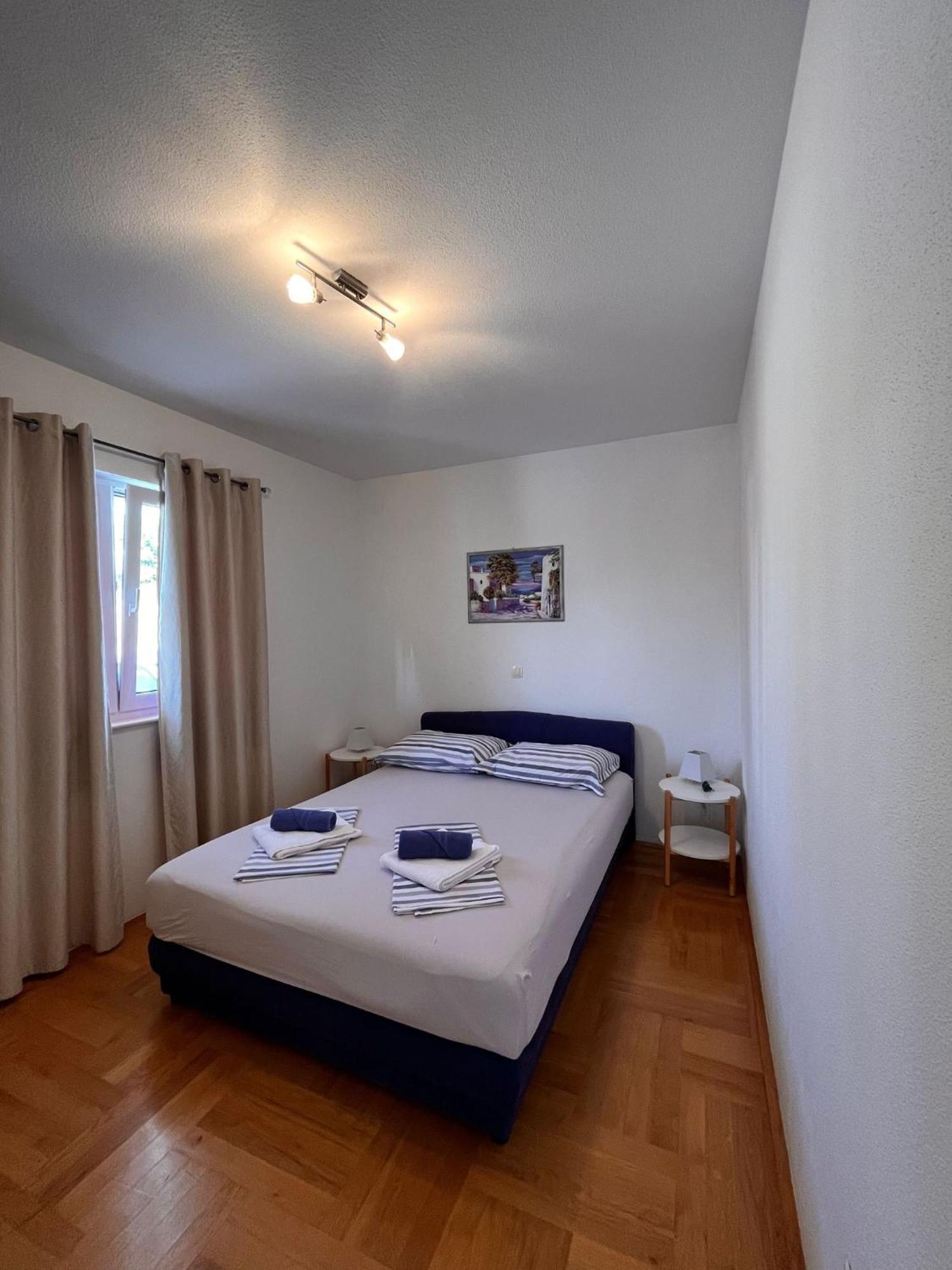 Andrea Apartments Τρογκίρ Εξωτερικό φωτογραφία