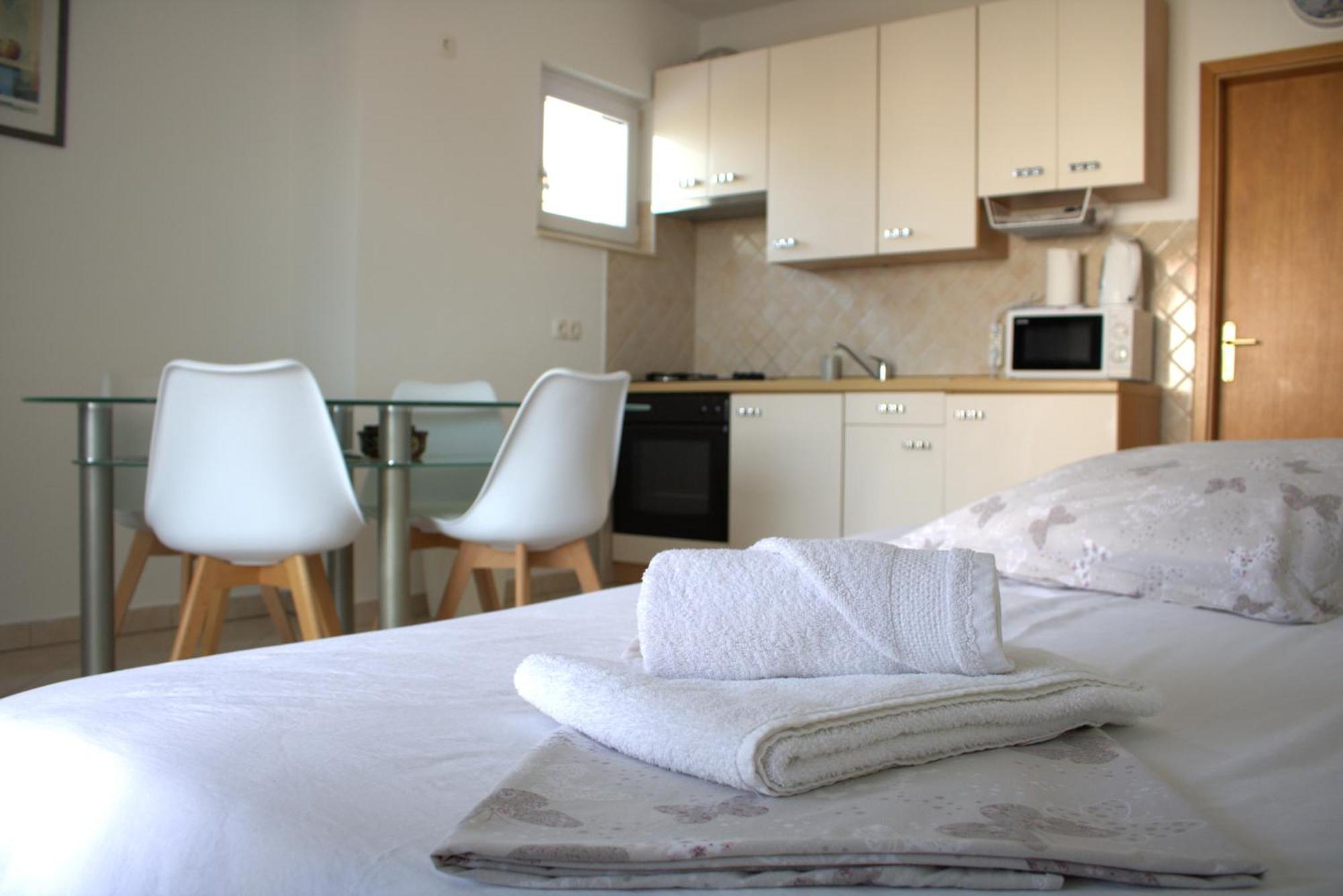 Andrea Apartments Τρογκίρ Εξωτερικό φωτογραφία
