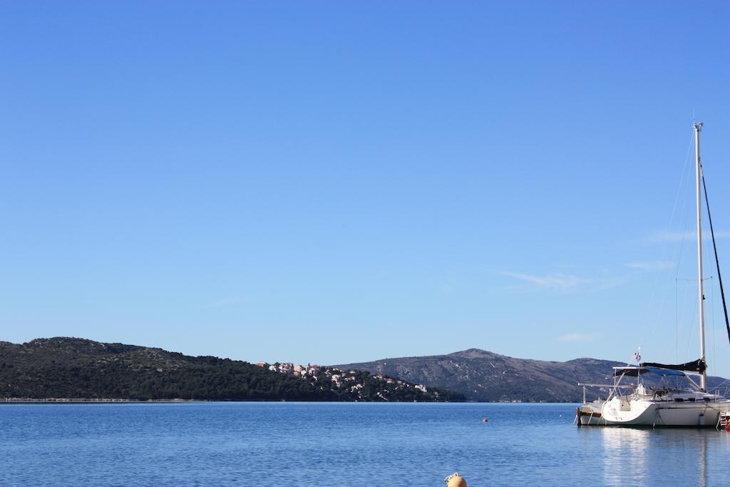 Andrea Apartments Τρογκίρ Εξωτερικό φωτογραφία