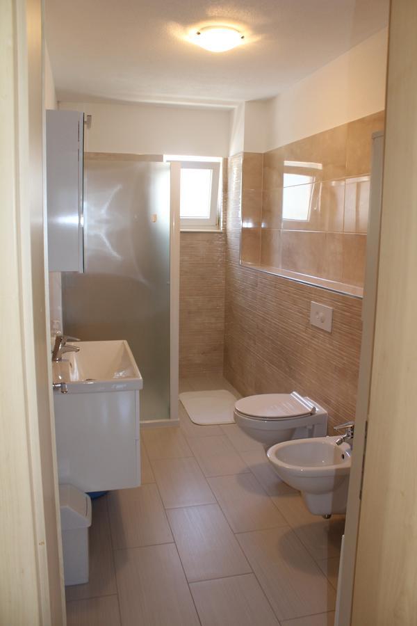 Andrea Apartments Τρογκίρ Εξωτερικό φωτογραφία
